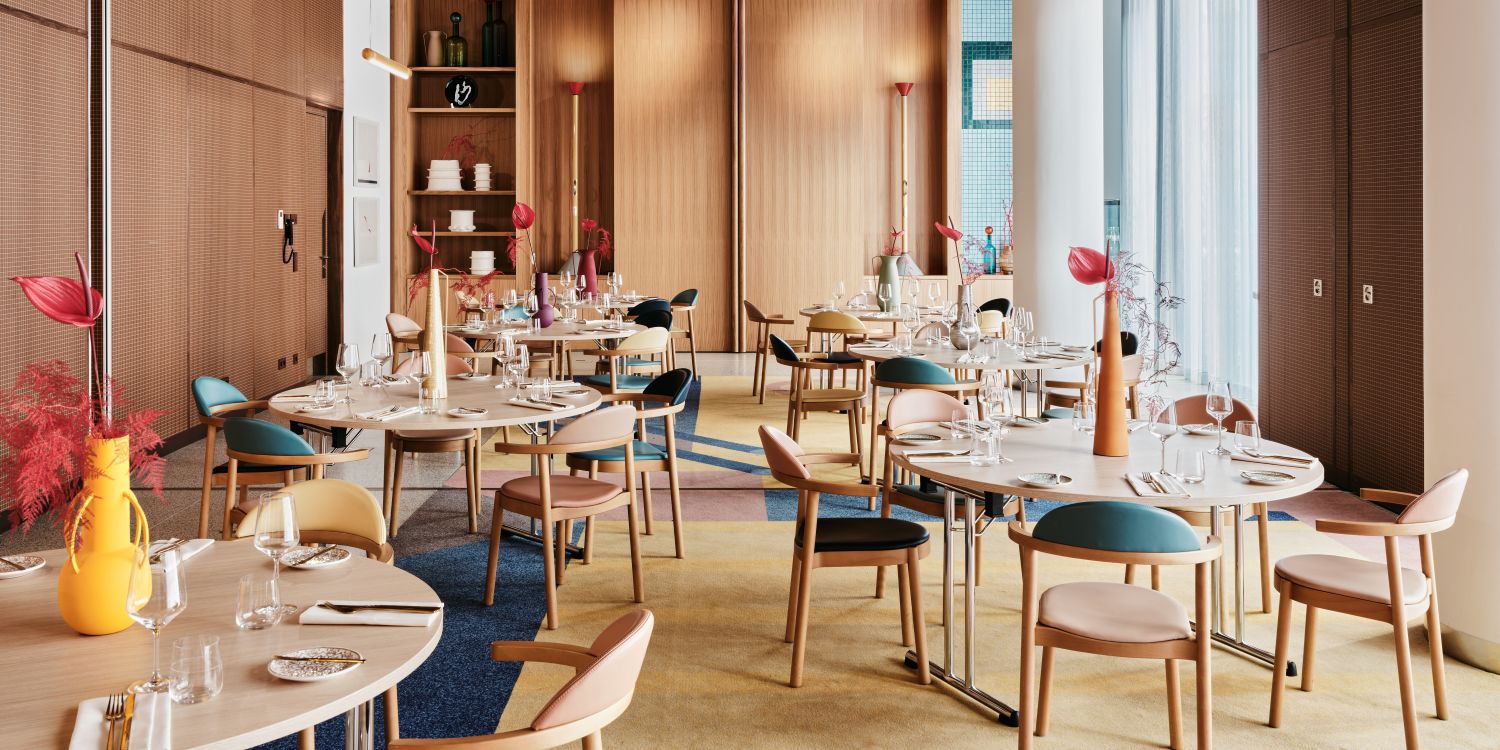 banquet dining room